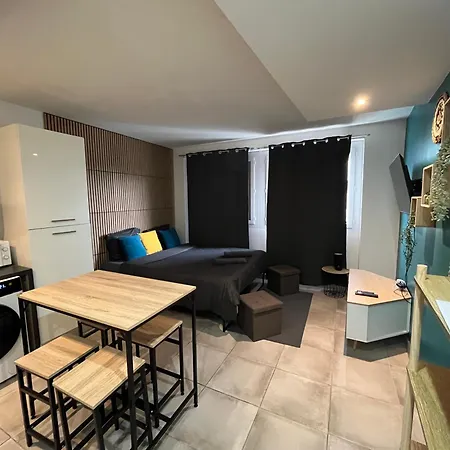 Studio Confortable Avec Balcon Villeneuve-sur-Lot Exterior photo